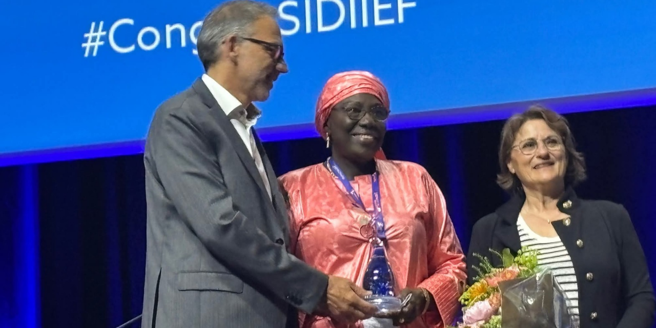 Awa Seck, pionnière des soins communautaires, honorée au Congrès mondial des infirmiers à Lausanne